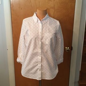 NWT polka dot button up shirt, M